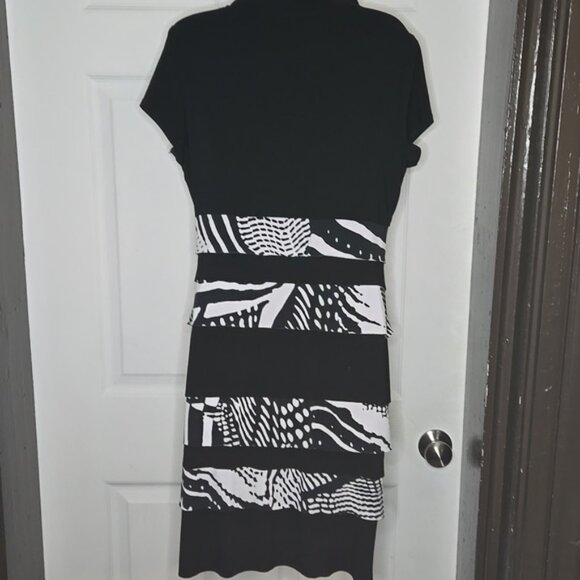 Joseph Ribkoff Elegant Black Dress SZ.12 - Picture 5 of 5